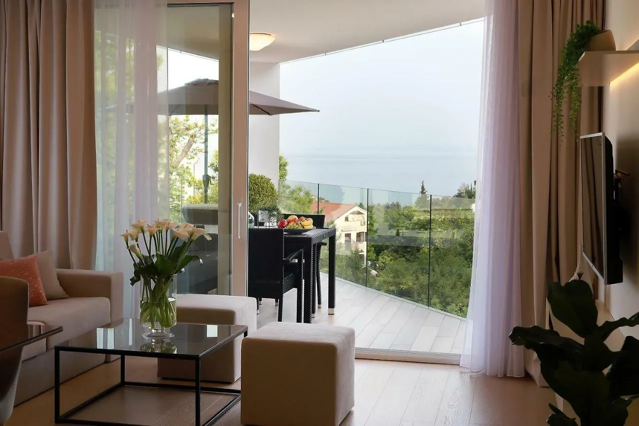 Modern Apartment Near The Sea Icici