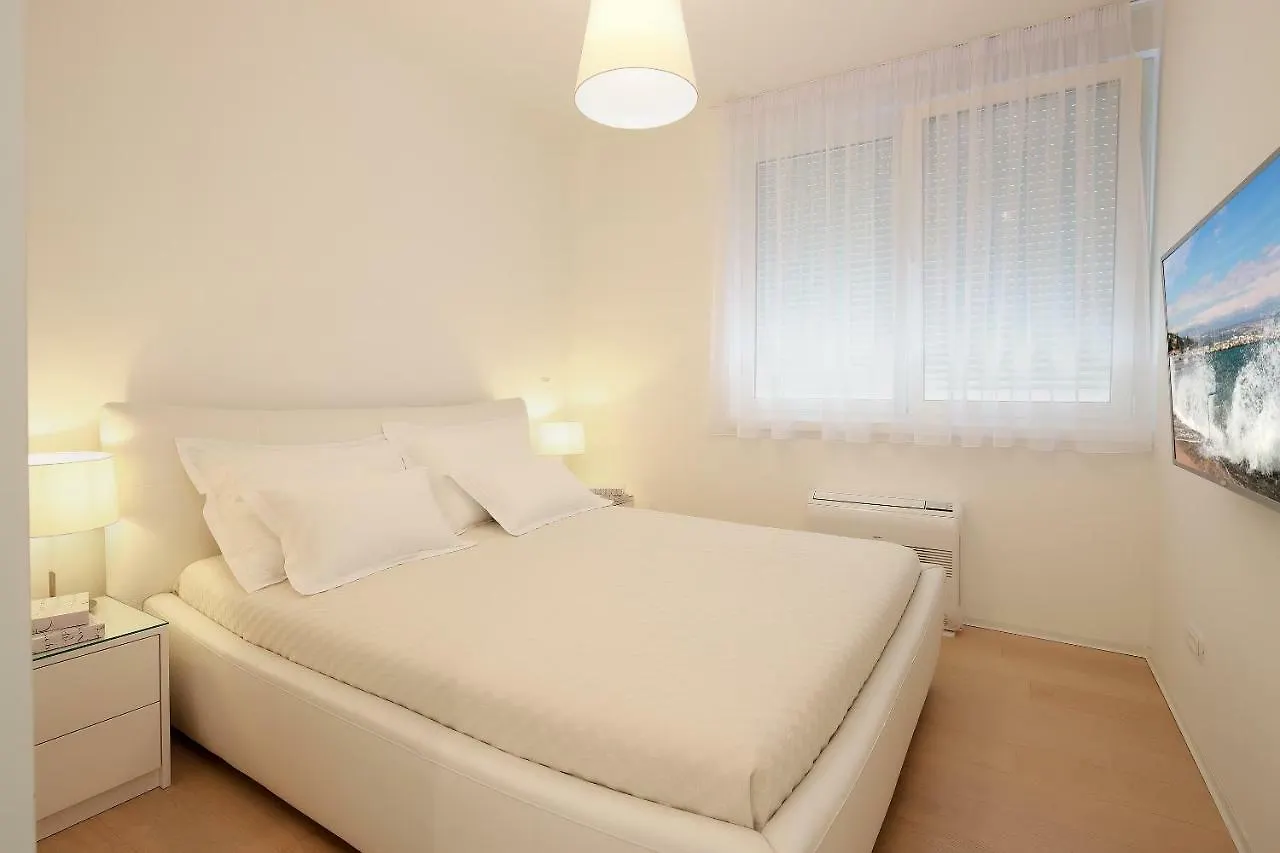 Modern Apartment Near The Sea Ičići